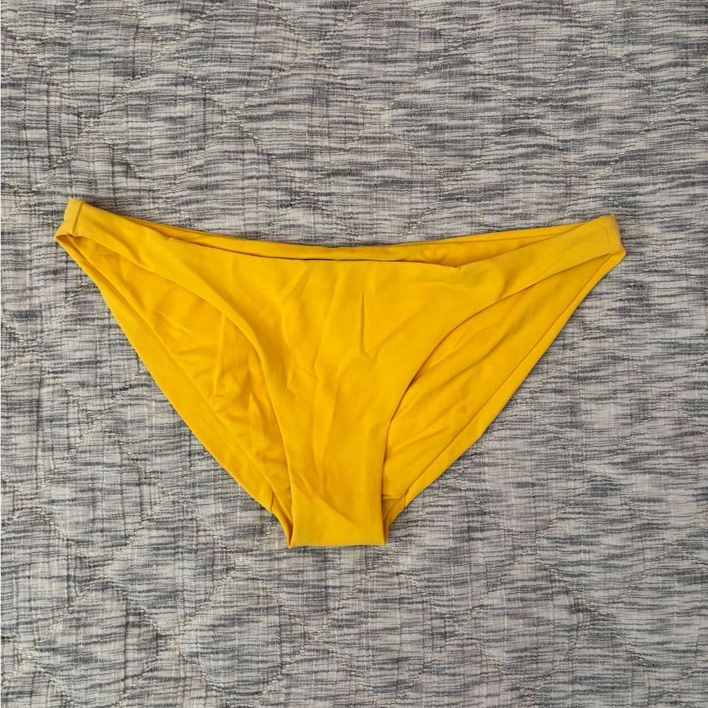 Robin Piccone Yellow Bikini Bottom Sz Medium NWOT | Robin Piccone Bikini NEW -